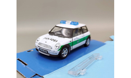Mini Cooper Polizei 2004 полиция Германии (белый) Мини Купер Cararama  М.0615, масштабная модель, Bauer/Cararama/Hongwell, scale43