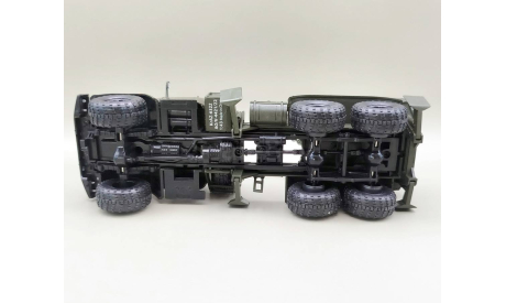 КрАЗ-6322 экскаватор ЭОВ-4422 (тёмно-зелёный) Наш Автопром  М.0656, масштабная модель, scale43
