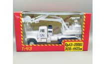 КрАЗ-255Б1 экскаватор ЭОВ-4421UN UN / ООН (белый) Наш Автопром М.0657, масштабная модель, scale43