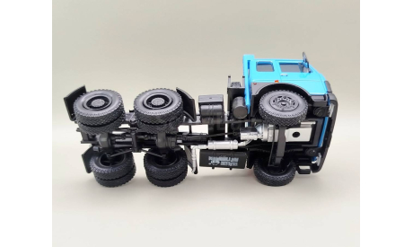 МАЗ-6422 седельный тягач 1981-1985 (синий) Наш Автопром М.0670, масштабная модель, scale43