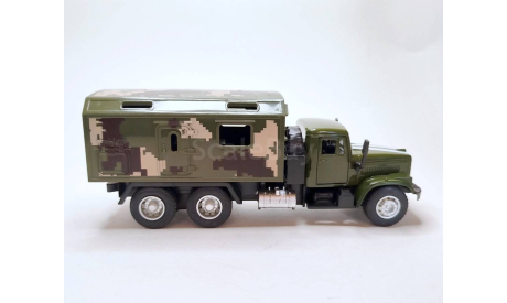 КРАЗ-255 кунг (зелёный камуфляж) Игрушка KiddieDrive М.0691, масштабная модель, scale43