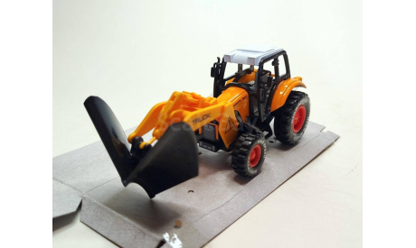 Трактор JCB с V-образным отвалом (жёлтый/белый) Игрушка М.0710, масштабная модель трактора, scale50
