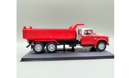 Dodge D 950 6х4 1974 самосвал (красный/белый) Додж White Box М.0743, масштабная модель, WhiteBox, scale43