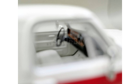 Dodge RAM 1987 пикап (белый/красный) Додж White Box М.0744, масштабная модель, WhiteBox, scale43