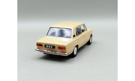 ВАЗ-21011 ’Жигули’ (бежевый) DeAgostini М.0788, масштабная модель, scale43