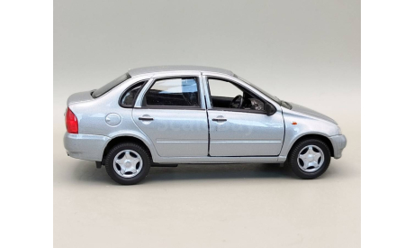 ВАЗ-1118 Lada-Kalina Лада Калина (серебристый) Игрушка Welly М.0922, масштабная модель, scale35