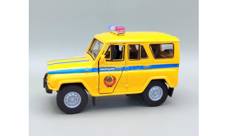 УАЗ-31514 милиция СССР (жёлтый) Игрушка Welly М.0929, масштабная модель, scale35