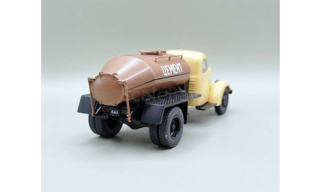 КАЗ-601 цеметовоз (песочный/коричневый) DeAgostini  М.0937, масштабная модель, scale43
