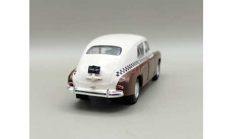 Горький М20 Такси (коричневый/белый) DeAgostini М.0957, масштабная модель, scale43, ГАЗ