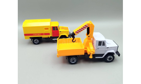 ЗИЛ-4331 2 штуки (серый/жёлтый) Модель-Игрушка Cararama М.1079, масштабная модель, Bauer/Cararama/Hongwell, scale64