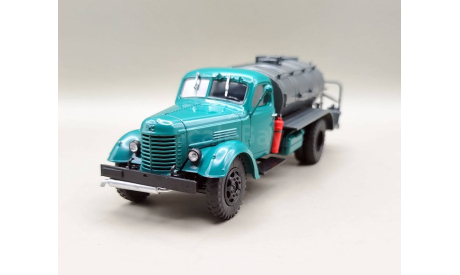 ЗИС-150 автогудронатор Д-251 (циановый/серый) Modimio М.1270, масштабная модель, scale43
