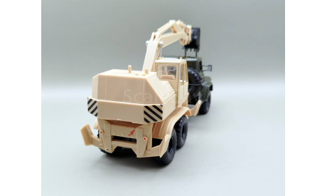 КрАЗ-260 экскаватор ЭО-4421А (зелёный/бежевый) Наш Автопром  М.1283, масштабная модель, scale43