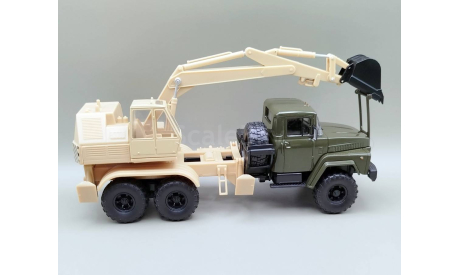 КрАЗ-260 экскаватор ЭО-4421А (зелёный/бежевый) Наш Автопром  М.1283, масштабная модель, scale43