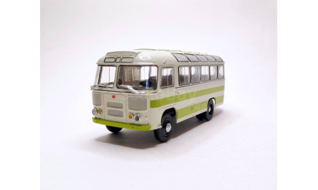 Автобус ПАЗ-672 (белый/зелёный) Modimio М.1309, масштабная модель, scale43