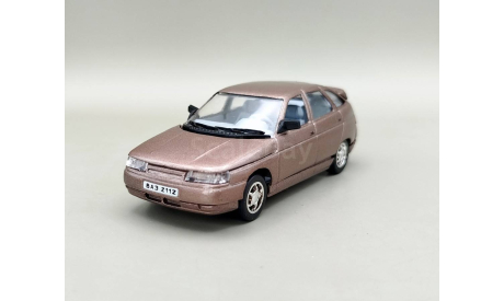 ВАЗ-2112 / LADA-112 Сентябрь 2008 Холдинг ’Инкотекс’ (коричневый металлик) Агат/Моссар/Тантал М.1358, масштабная модель, scale43