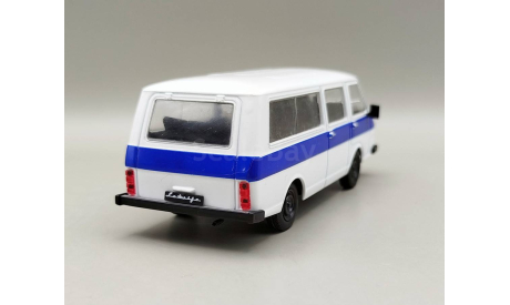 РАФ-22038 ’Латвия’ микроавтобус (белый/синий) DeAgostini  М.1414, масштабная модель, scale43