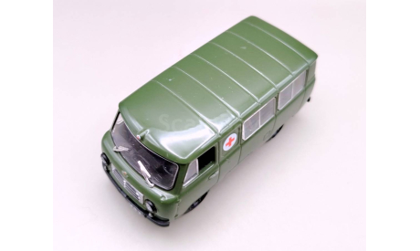 УАЗ-450А санитарный  (тёмно-зелёный) DeAgostini М.1423, масштабная модель, scale43