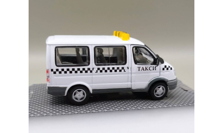 1:50 Горький-2217 маршрутное такси (белый) Cararama  М.1509, масштабная модель, Bauer/Cararama/Hongwell, scale43, ГАЗ
