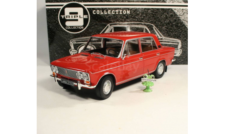 1:18 ВАЗ LADA 2103 от Triple9 красная, коричневый салон, масштабная модель, scale18