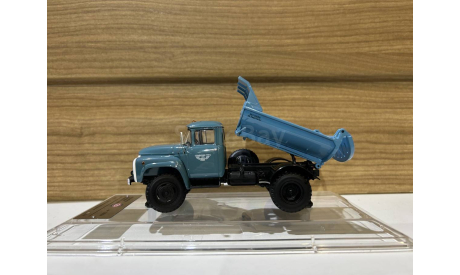ЗИЛ ММЗ-555, Телави, Грузия - 1980 г. DIP Models, масштабная модель, scale43