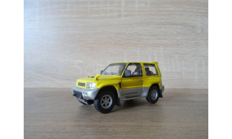 Mitsubishi Pajero Evolution Hongwell, масштабная модель, Bauer/Cararama/Hongwell, scale43