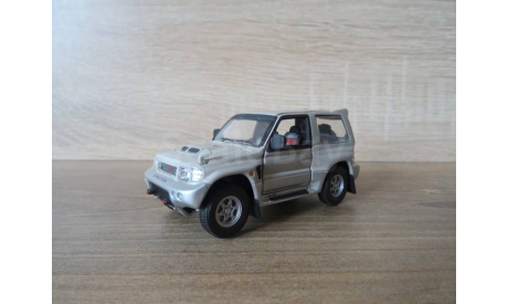 Mitsubishi Pajero Evolution Hongwell, масштабная модель, Bauer/Cararama/Hongwell, scale43