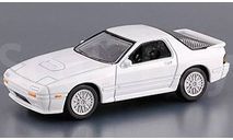 MAZDA Savanna RX-7 (FC3S) белая Real-X 1/72, масштабная модель, scale0