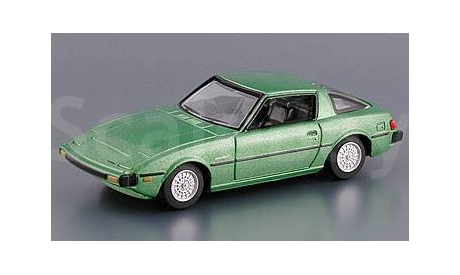 MAZDA Savanna RX-7 (SA22C) зеленая Real-X 1/72, масштабная модель, scale0