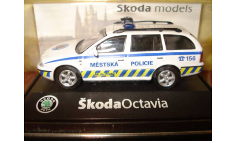 SKODA Octavia Combi Tour - 1996 Policia №2 Abrex 1/72, масштабная модель, Škoda, scale72