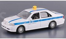 TOYOTA Crown белая такси Real-X 1/72, масштабная модель, scale0