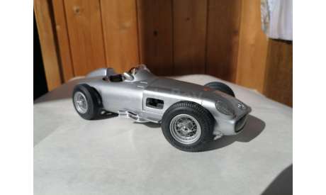 Mercedes Benz W196 Silberfeil — Monoposto 1/18 CMC, масштабная модель, Mercedes-Benz, scale18