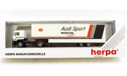 Модель грузовика ’MAN’ с прицепом Audi Sport Herpa 859192
