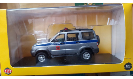 DIP MODELS №231632 - Уаз Патриот Patriot 4х4 Милиция ДПС 2010, масштабная модель, scale43