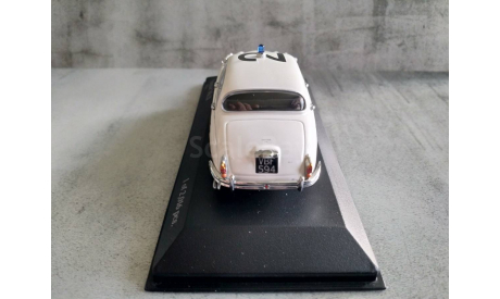 Minichamps JAGUAR MK II - 1959 - ´POLICE´ L.E. 2016 pcs., масштабная модель, scale43