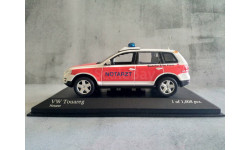 Minichamps VOLKSWAGEN TOUAREG - 2002 - ‚NOTARZT‘ L.E. 1008 pcs.