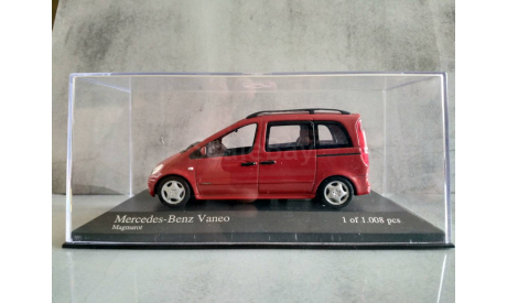 Minichamps MERCEDES-BENZ VANEO (W414) - 2001 - RED L.E. 1008 pcs., масштабная модель, scale43
