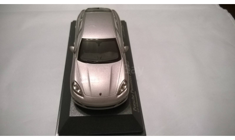 Minichamps PORSCHE PANAMERA S HYBRID - 2011 - SILVER METALLIC L.E. 1008 pcs., масштабная модель, scale43