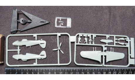 Hawker Hurricane British Mk2C Arii 23034 1/144, сборные модели авиации, scale144