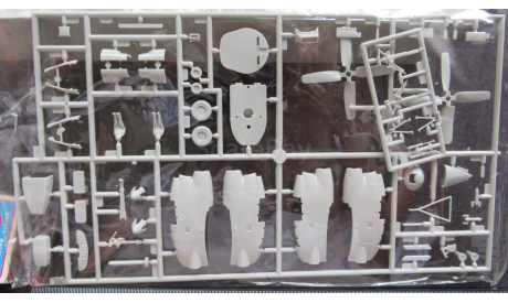 Самолёт ДРЛО E-2C Hawkeye Screwtops Fujimi 1/72 Пакет с деталями не открывался.  возможен обмен, масштабные модели авиации, scale72