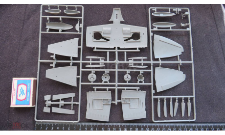Палубный Supermarine Seafire FR46/47 Airfix 1/48  возможен обмен, масштабные модели авиации, scale48