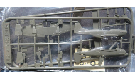 Истребитель / Палубный Бомбардировщик North American P-51D ; Aichi B7A2 Grace Crown 1/144 Пакет с деталями не открывался., масштабные модели авиации, scale144