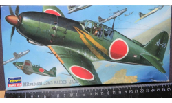 Истребитель-перехватчик Mitsubishi J2M3 Type 21 Raiden (Jack) Japanese Navy Interceptor Hasegawa 1/72 Коробка помята.