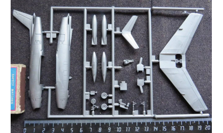 Истребители Sabre & Mig-15 Tamiya 1/100 2 модели Редкий набор., масштабные модели авиации, scale100, МиГ