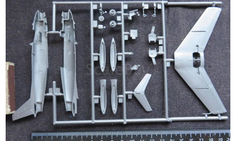 Истребители Sabre & Mig-15 Tamiya 1/100 2 модели Редкий набор., масштабные модели авиации, scale100, МиГ