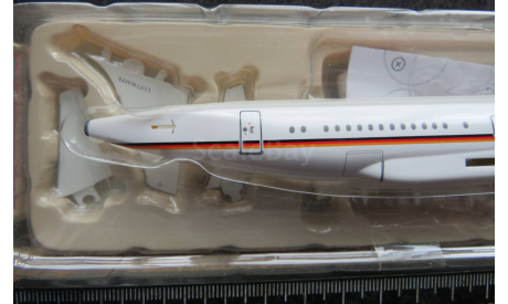 Лайнер Luftwaffe Airbus A319 Hogan 1/200  Некомплект  возможен обмен, масштабные модели авиации, scale0