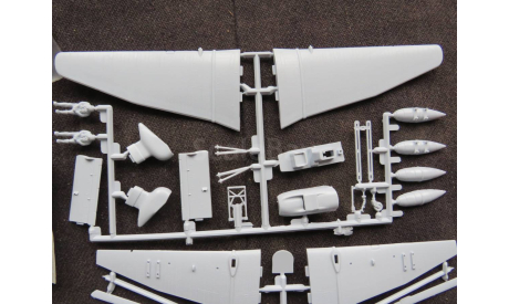 Пикирующий бомбардировщик Junkers Ju 87B Stuka Airfix A03030A  1/72,  возможен обмен., сборные модели авиации, scale72