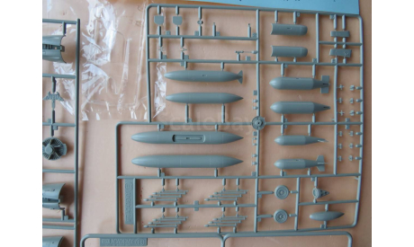 Истребитель Hawker Hunter F.6 Academy 1/48  возможен обмен, масштабные модели авиации, scale48