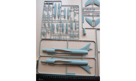 Истребитель Hawker Hunter F.6 Academy 1/48  возможен обмен, масштабные модели авиации, scale48