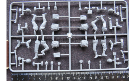 Миниатюра Американская пехота U.S. Infantry July 1944 Master Box MB3521 1/35 2007г   возможен обмен, фигурка, scale35