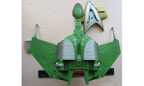 Боевой корабль Klingon Bird of Prey Star Trek Next Generations Playmates Toys 6128 возможен обмен, масштабная модель, scale0